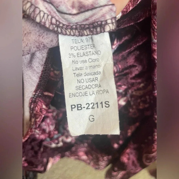 Love Point Velvet Jumper. Dark maroon size large snap button closure. - Picture 5 of 8